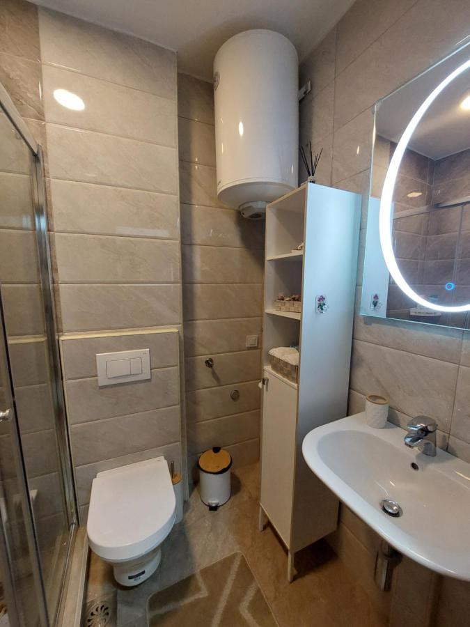 Apartment Gelic Family Κουμάνοβο Εξωτερικό φωτογραφία
