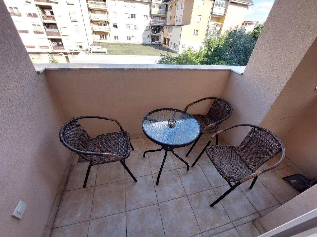 Apartment Gelic Family Κουμάνοβο Εξωτερικό φωτογραφία