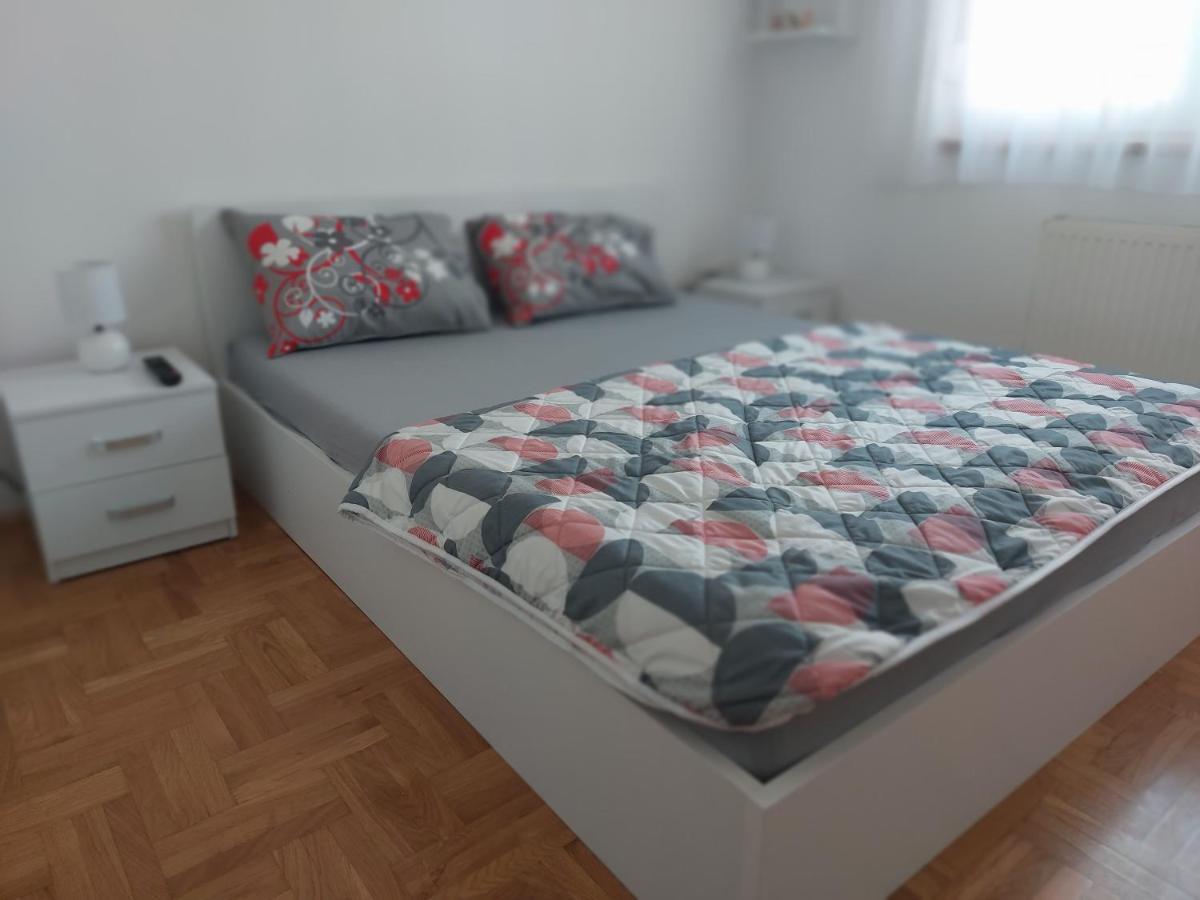 Apartment Gelic Family Κουμάνοβο Εξωτερικό φωτογραφία